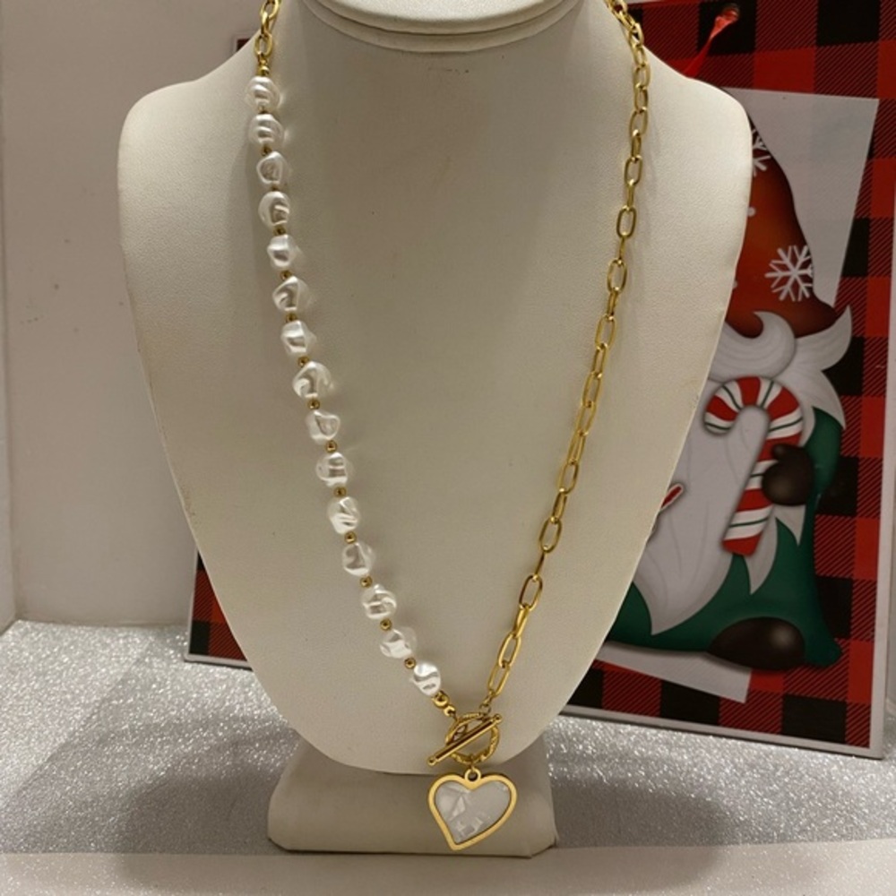 - ANJALAI NECKLACE